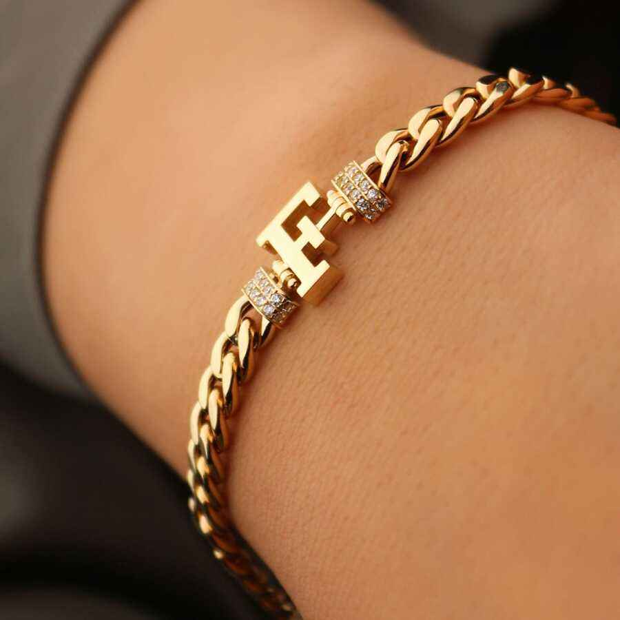 Altın Bileklik Seçerken Nelere Dikkat Edilmeli?