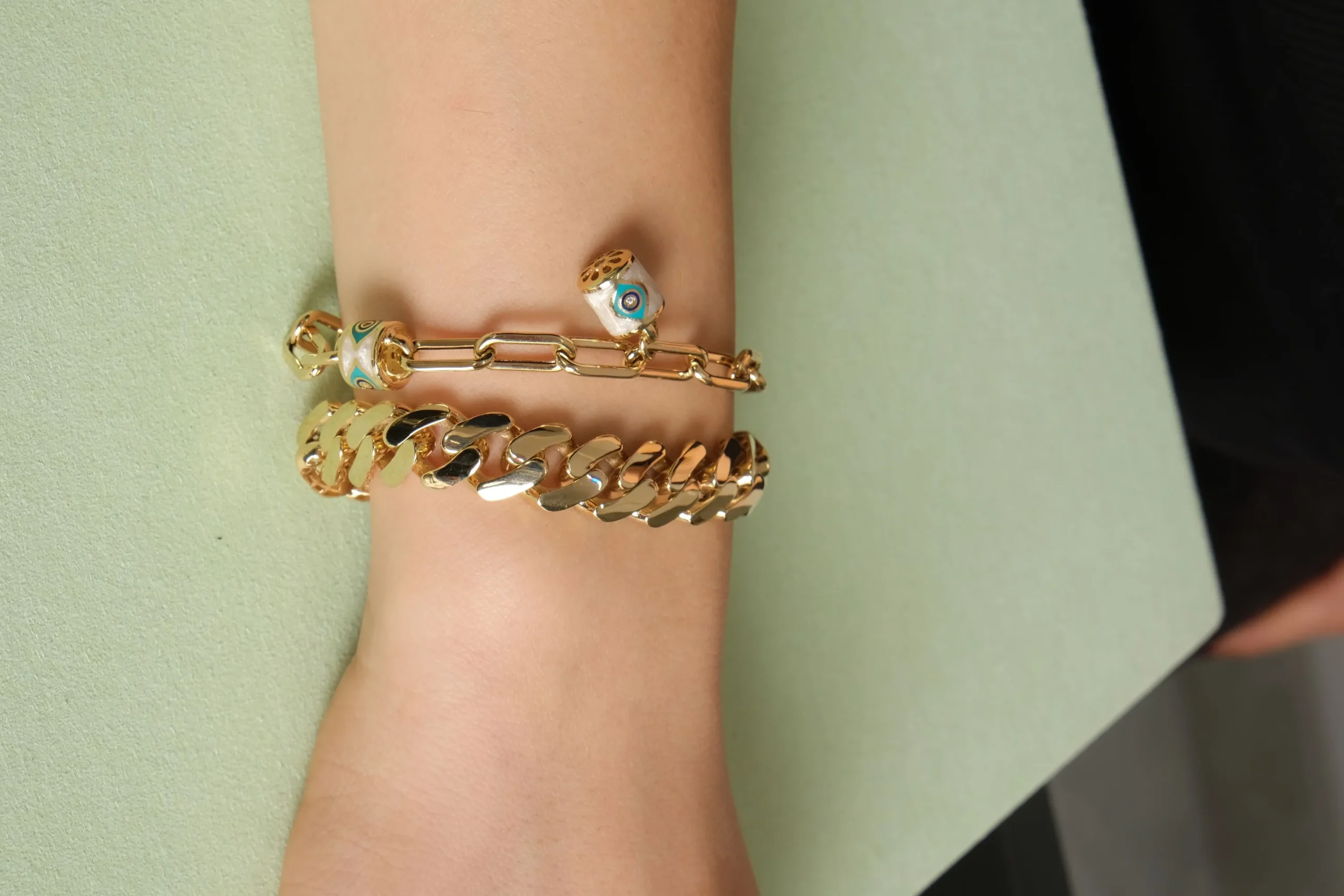 Takıyla Uyuyabilir Misiniz? Takıyla Uyuyabilir Misiniz?