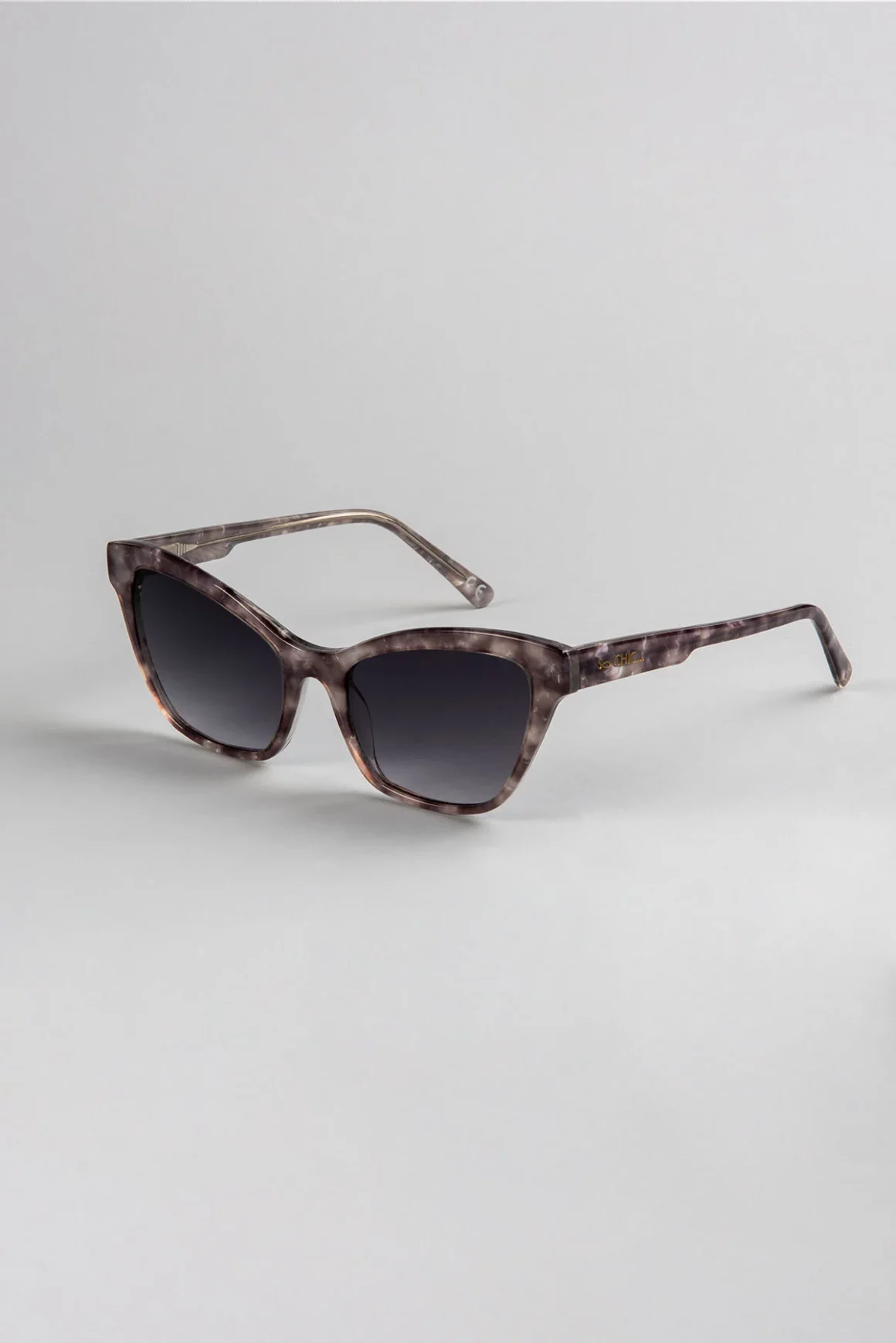 Soğuk Günlerde Stili Tamamlayan güneş gözlukleri Soğuk Günlerde Stili Tamamlayan güneş gözlukleri