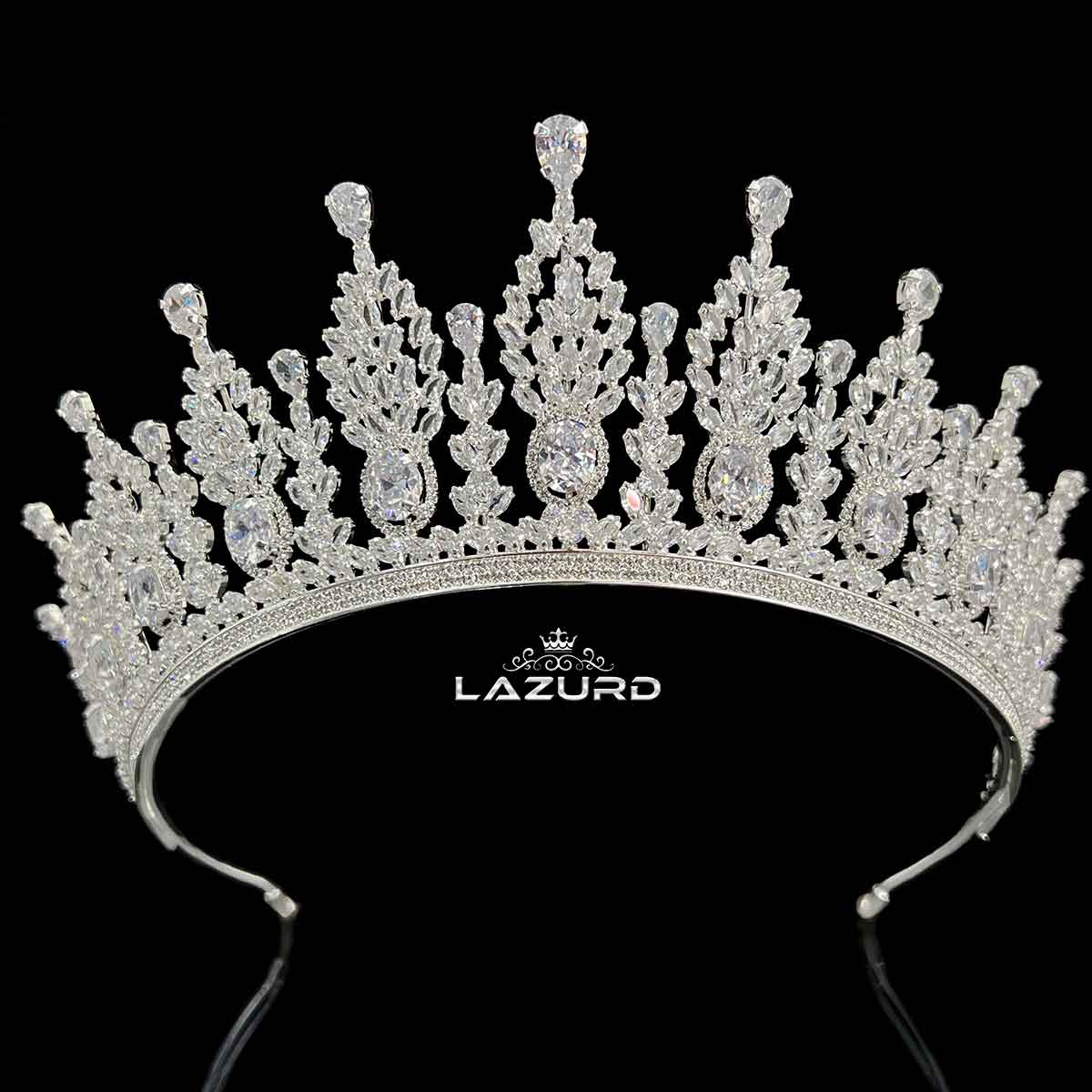 Gelin Tacı Seçimi Nasıl Olmalıdır? Gelin Tacı Seçimi Nasıl Olmalıdır?