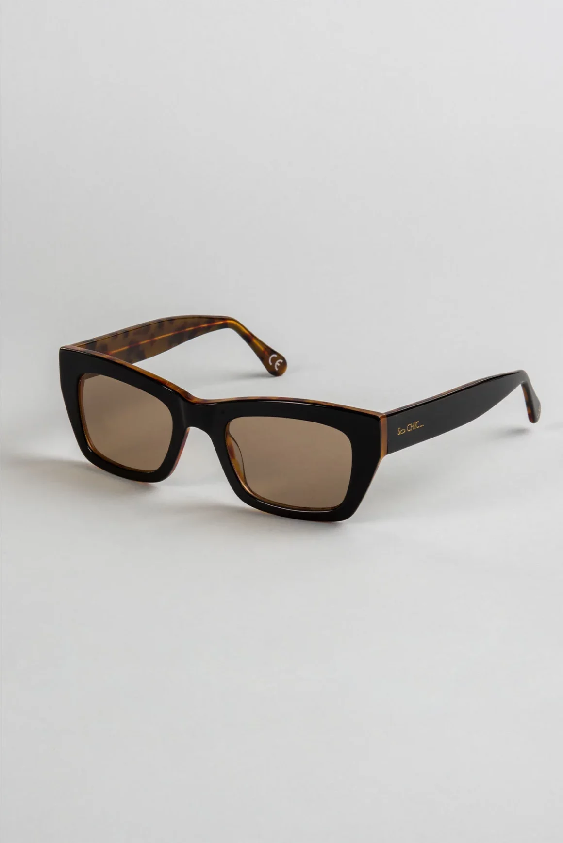 Soğuk Günlerde Stili Tamamlayan güneş gözlukleri Soğuk Günlerde Stili Tamamlayan güneş gözlukleri